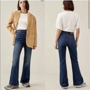 Levi's Premium 70's High Flare Jeans Standing Steady Dark Wash